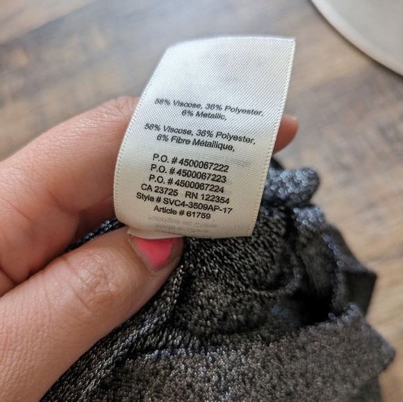 Aritzia Wilfred metallic cropped shirt silver - Picture 9 of 10